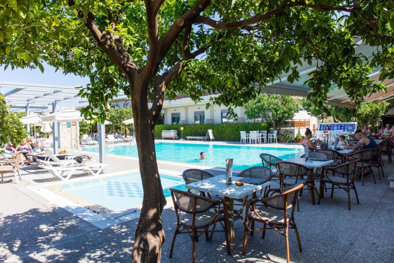 Ilyssion Holidays Hotel Ialysos  Exterior photo